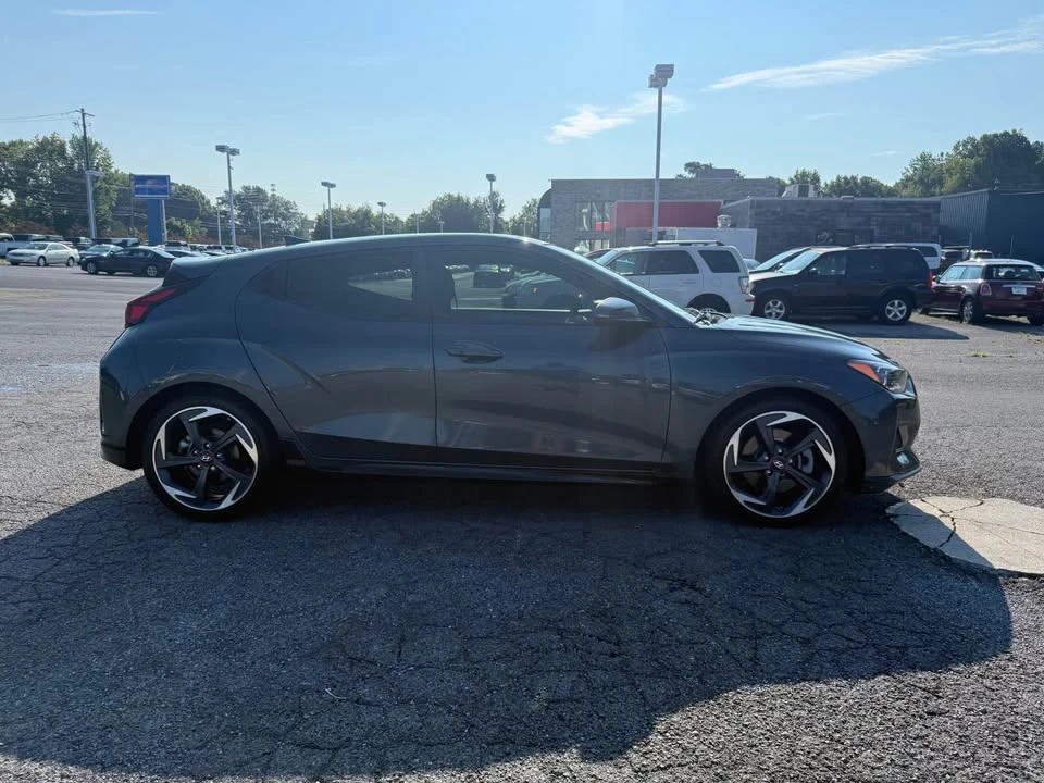 2021 Hyundai Veloster - Image 4 of 12