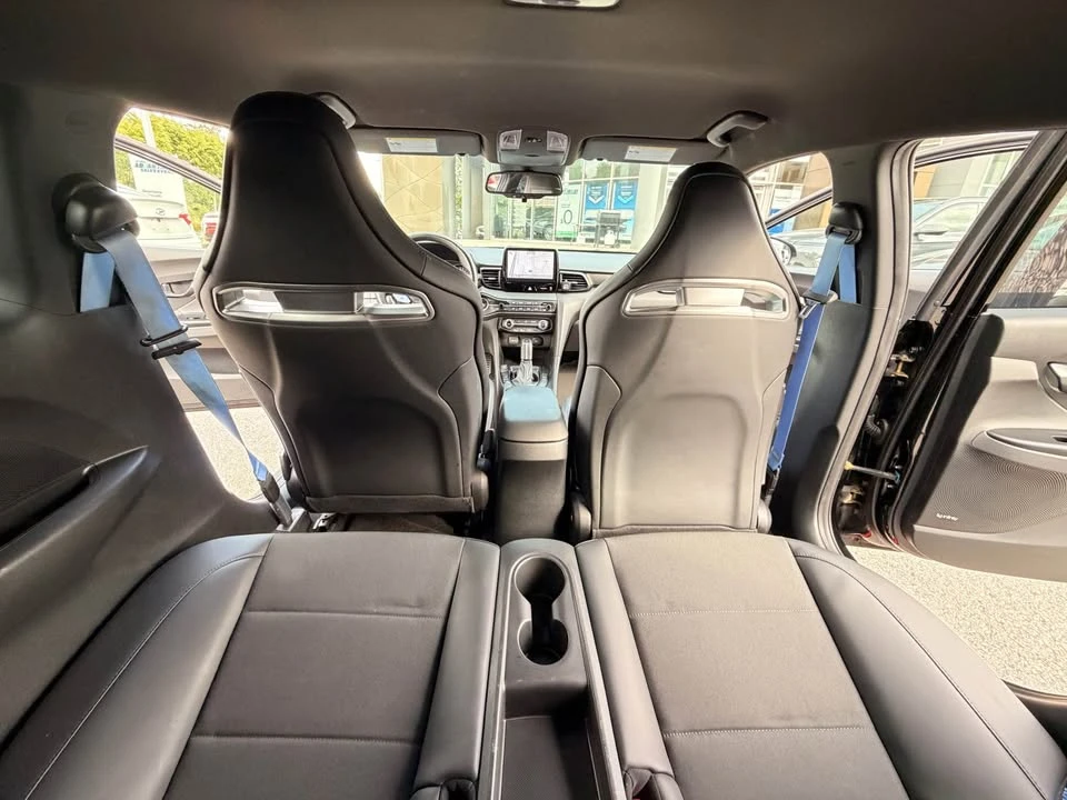 2021 Hyundai Veloster - Image 15 of 17