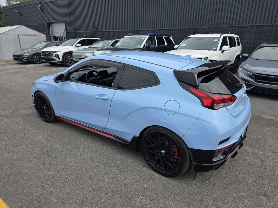 2021 Hyundai Veloster - Image 2 of 12