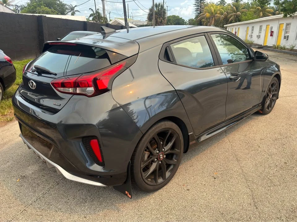 2021 Hyundai Veloster - Image 4 of 10