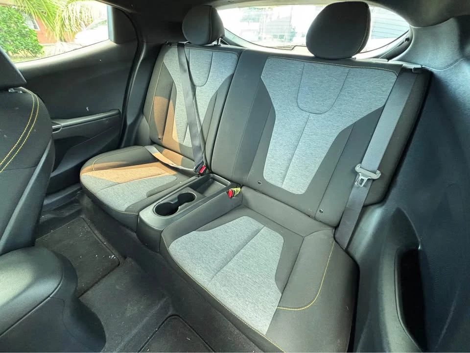 2021 Hyundai Veloster - Image 10 of 10
