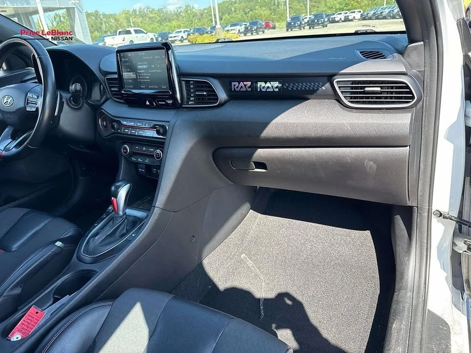 2021 Hyundai Veloster - Image 10 of 16