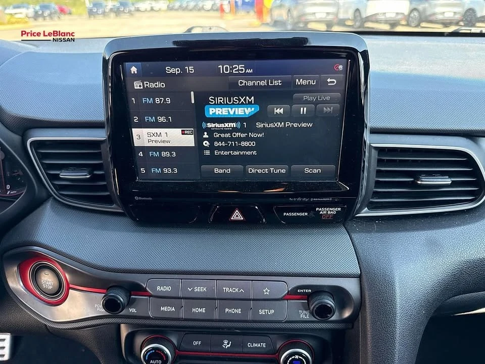 2021 Hyundai Veloster - Image 15 of 16