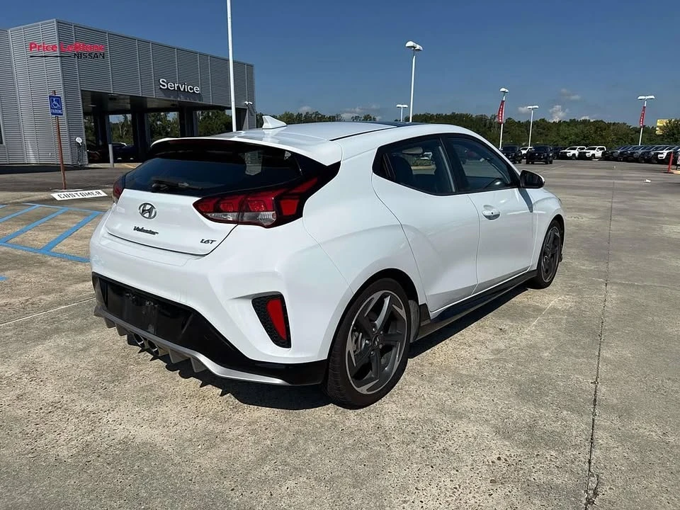 2021 Hyundai Veloster - Image 7 of 16