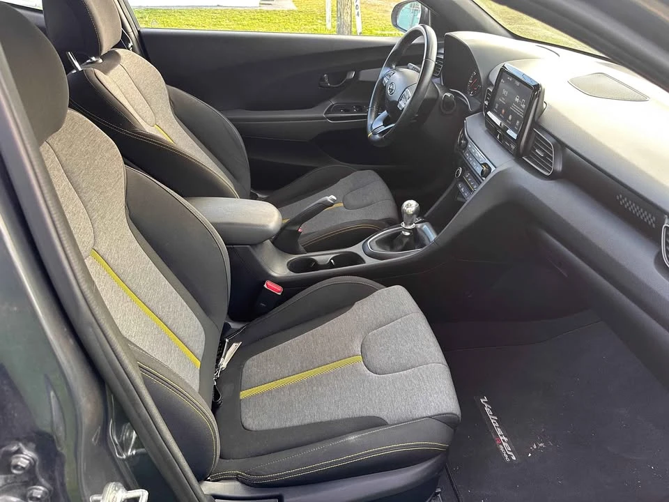 2021 Hyundai Veloster - Image 8 of 11
