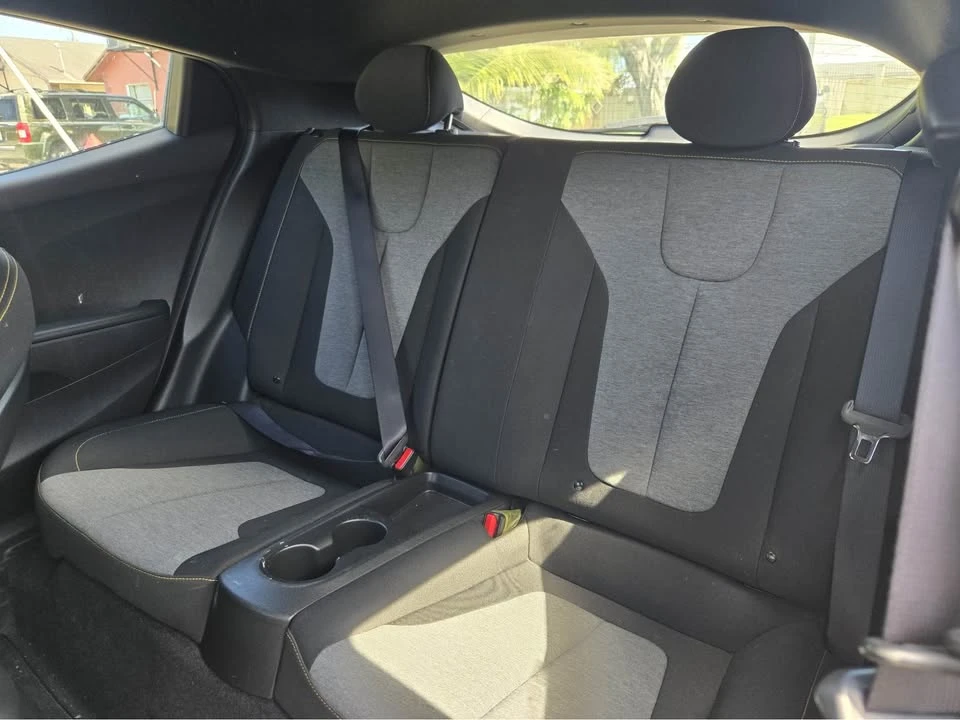 2021 Hyundai Veloster - Image 10 of 11