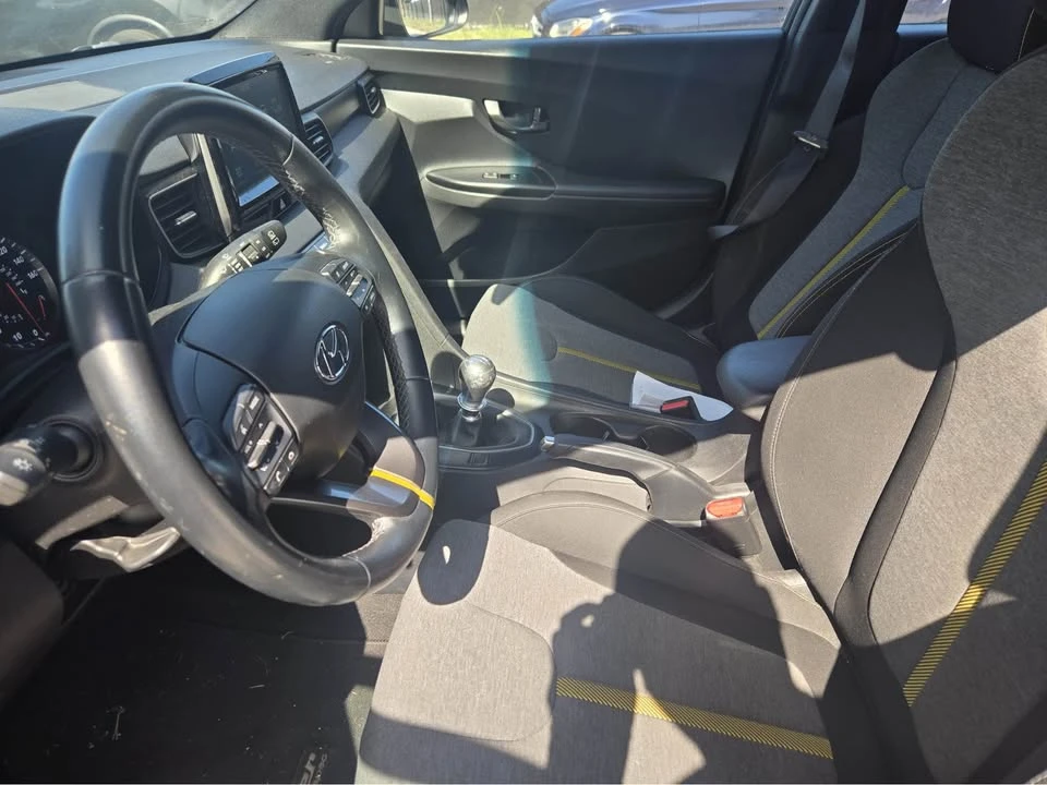 2021 Hyundai Veloster - Image 10 of 11