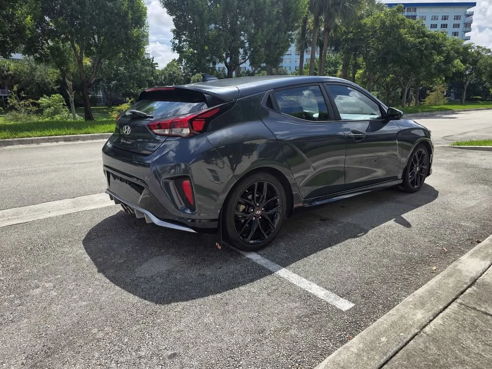 2021 Hyundai Veloster - Image 3 of 10