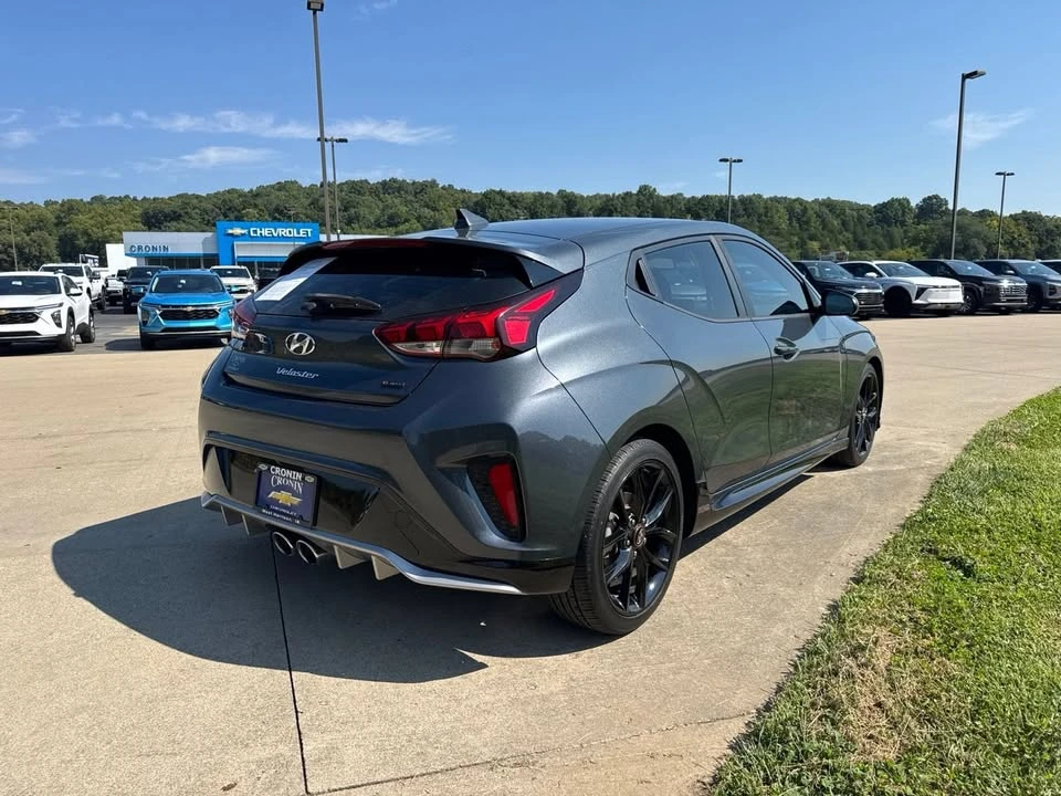 2021 Hyundai Veloster - Image 3 of 18