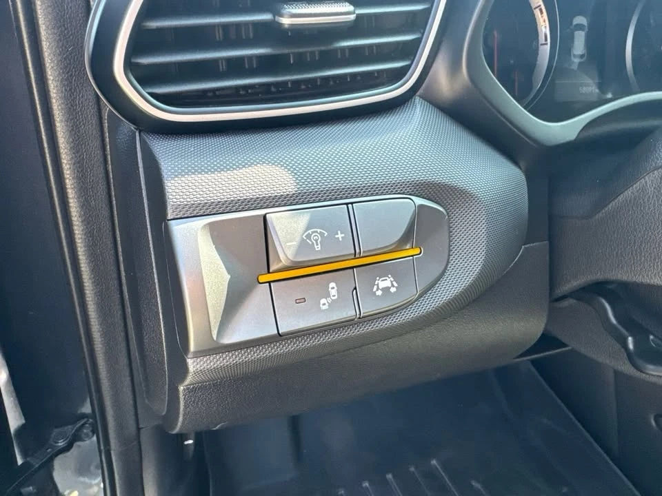 2021 Hyundai Veloster - Image 16 of 18