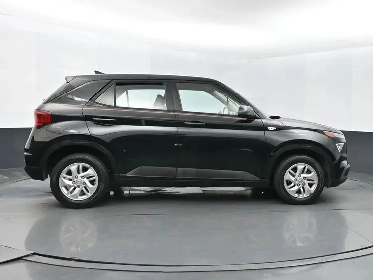 2021 Hyundai Venue - Image 4 of 12