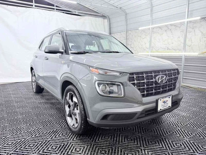 2021 Hyundai Venue - Image 9 of 12