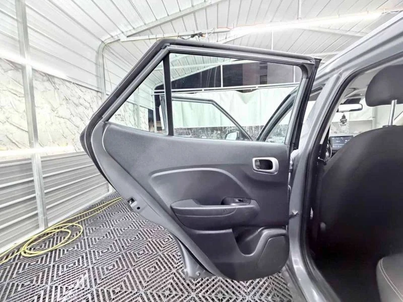 2021 Hyundai Venue - Image 12 of 12