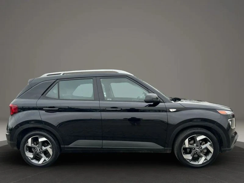 2021 Hyundai Venue - Image 4 of 12