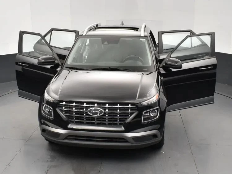 2021 Hyundai Venue - Image 10 of 12