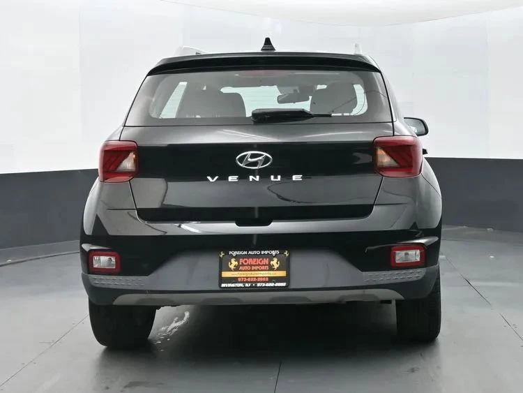 2021 Hyundai Venue - Image 8 of 12