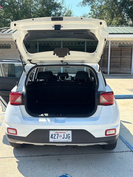 2021 Hyundai Venue - Image 5 of 9