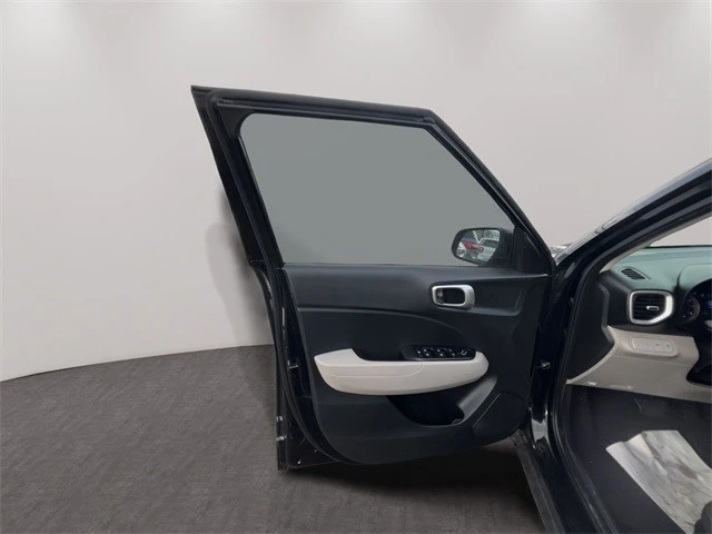 2021 Hyundai Venue - Image 11 of 12
