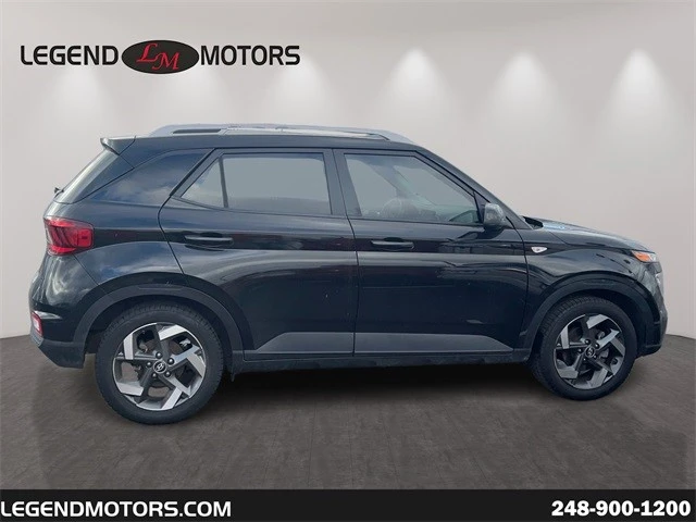 2021 Hyundai Venue - Image 9 of 12