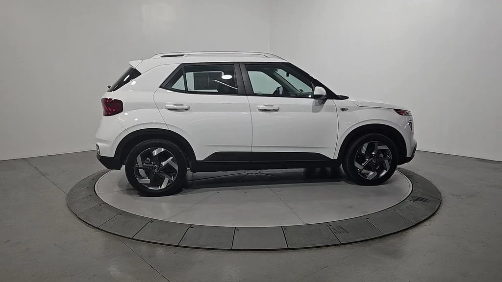2021 Hyundai Venue - Image 7 of 12