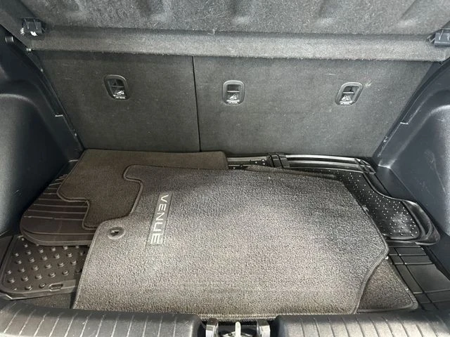 2021 Hyundai Venue - Image 14 of 21