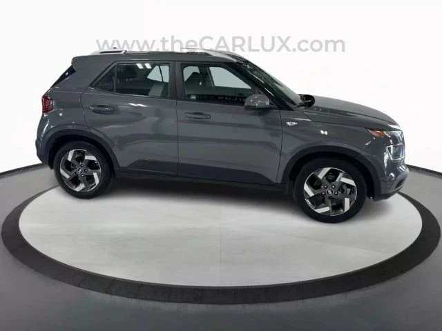 2021 Hyundai Venue - Image 8 of 21