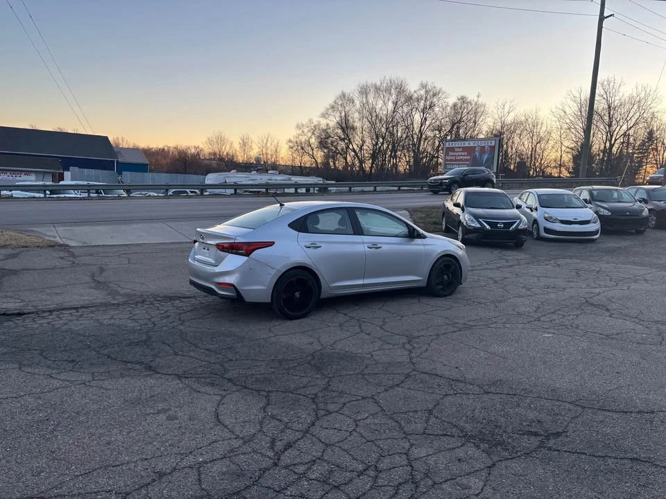 2021 Hyundai Accent - Image 8 of 17