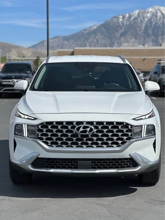 2021 Hyundai Santa Fe - Image 2 of 13