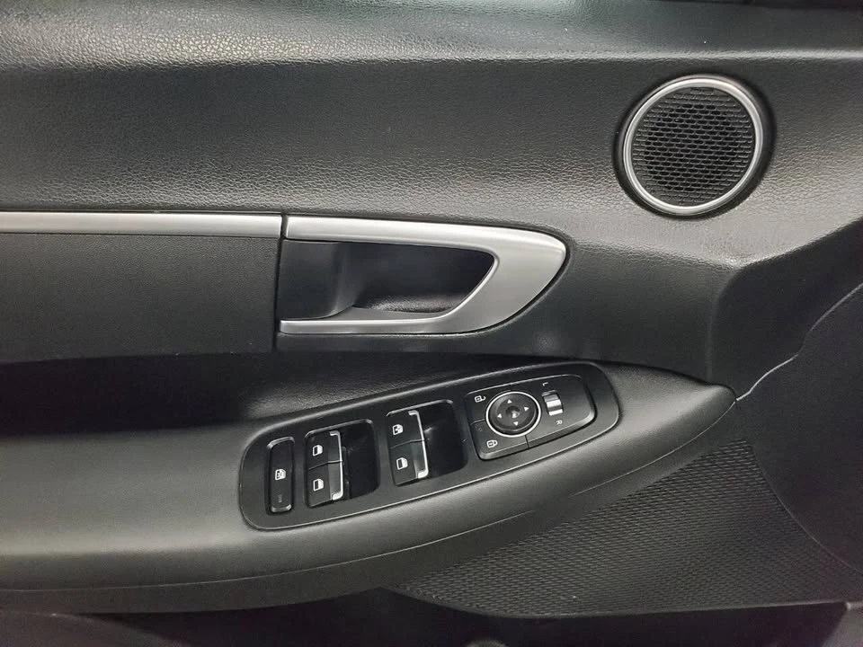 2021 Hyundai Sonata - Image 10 of 20
