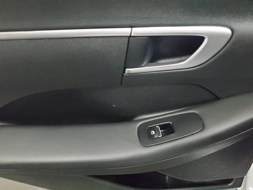 2021 Hyundai Sonata - Image 13 of 20