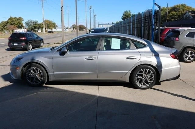 2021 Hyundai Sonata - Image 4 of 17