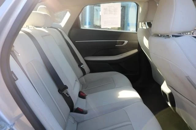 2021 Hyundai Sonata - Image 8 of 17