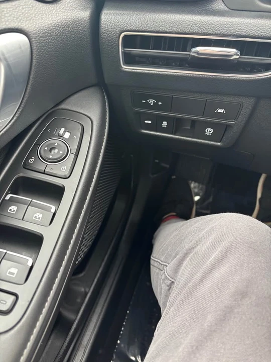 2021 Hyundai Sonata - Image 10 of 17