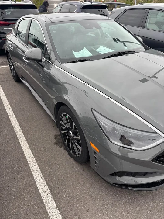 2021 Hyundai Sonata - Image 2 of 17