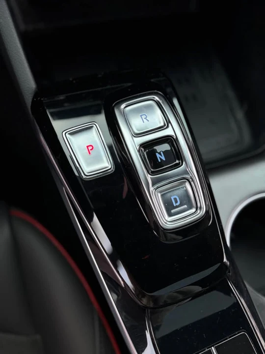 2021 Hyundai Sonata - Image 13 of 18