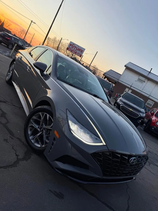 2021 Hyundai Sonata - Image 4 of 19