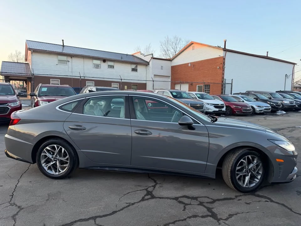 2021 Hyundai Sonata - Image 5 of 19