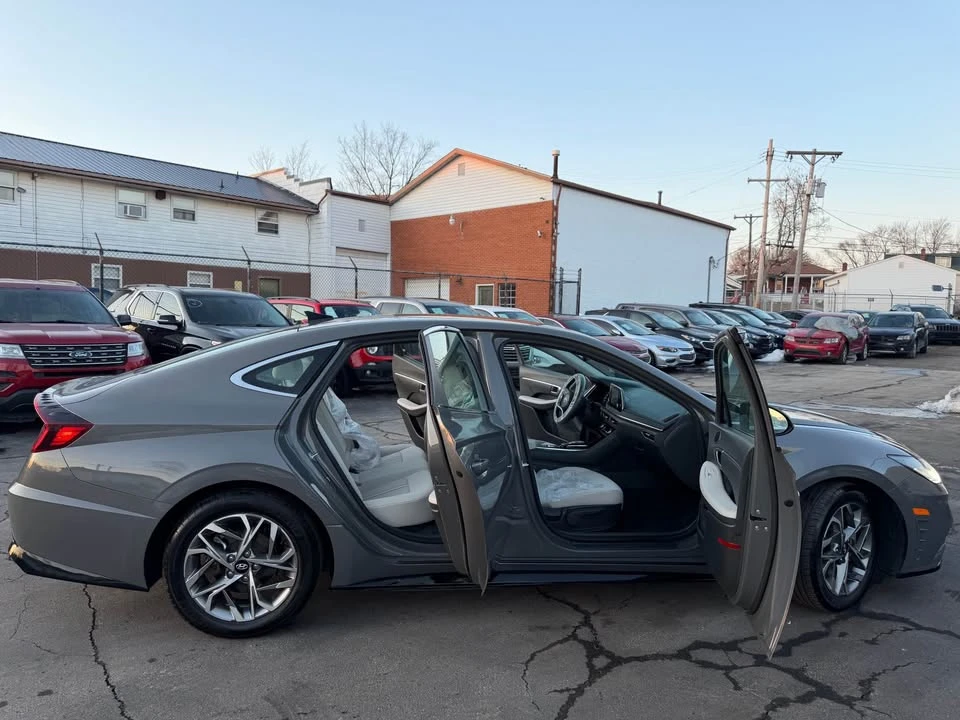2021 Hyundai Sonata - Image 12 of 19