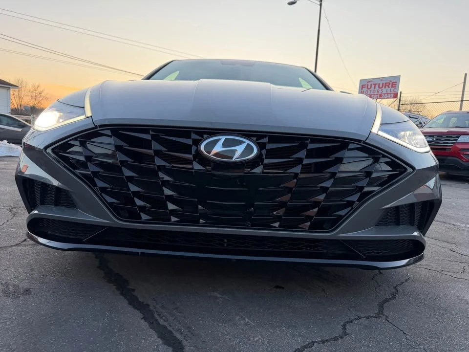 2021 Hyundai Sonata - Image 2 of 19