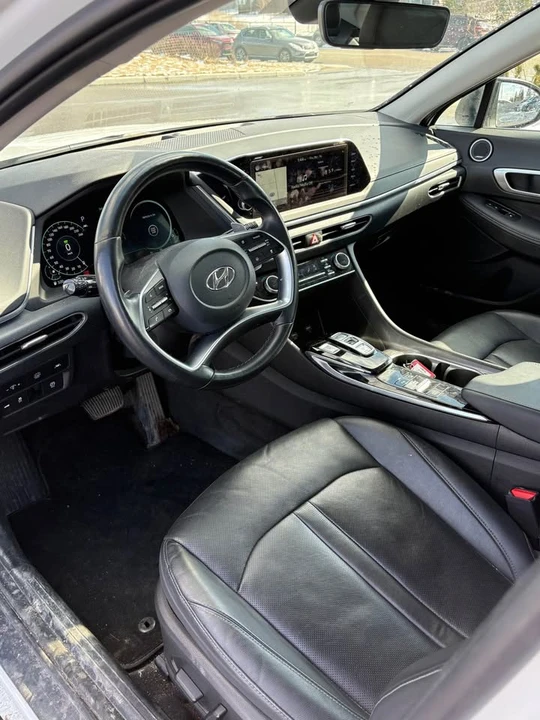 2021 Hyundai Sonata - Image 13 of 17