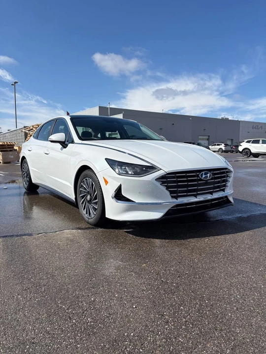 2021 Hyundai Sonata - Image 3 of 17