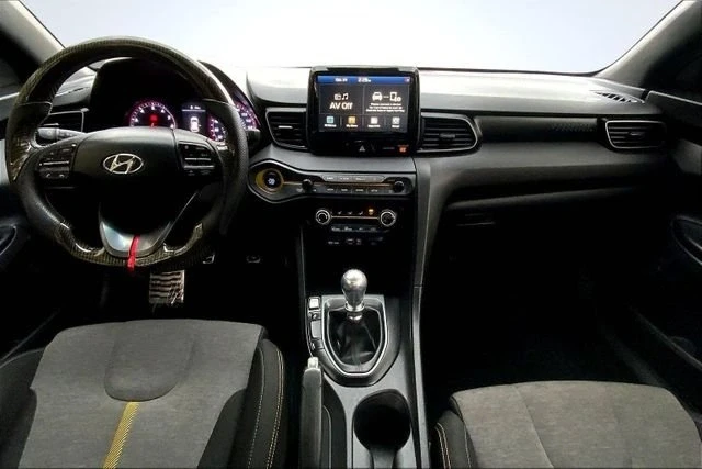 2021 Hyundai Veloster - Image 12 of 20