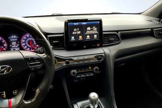 2021 Hyundai Veloster - Image 17 of 20