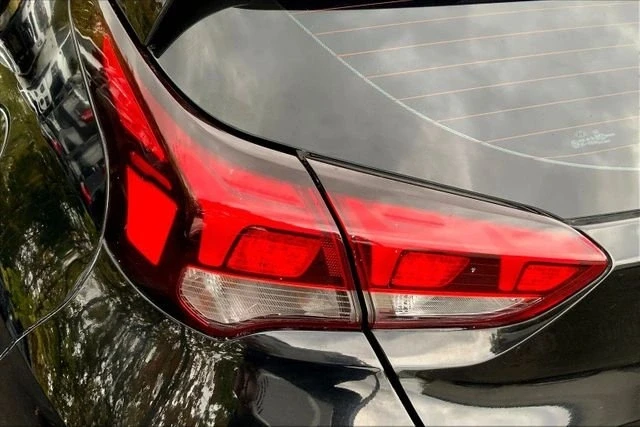 2021 Hyundai Veloster - Image 9 of 20