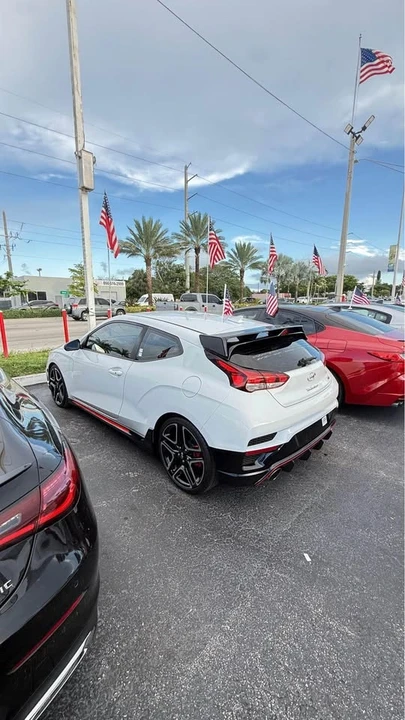 2021 Hyundai Veloster - Image 4 of 7