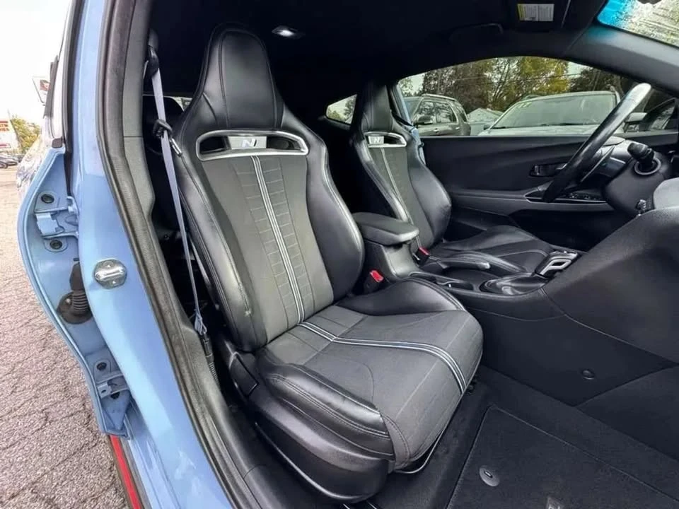 2021 Hyundai Veloster - Image 11 of 20