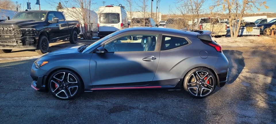 2021 Hyundai Veloster - Image 2 of 9