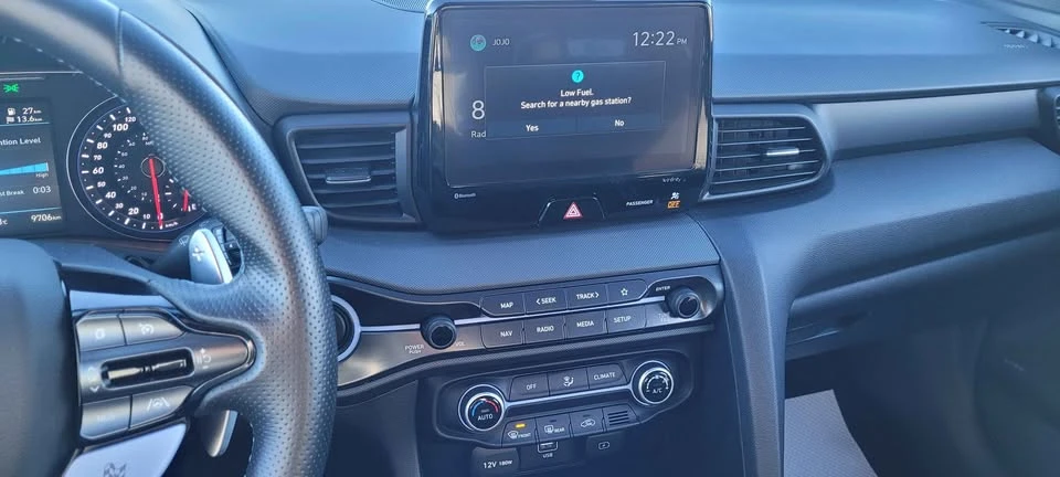 2021 Hyundai Veloster - Image 8 of 9