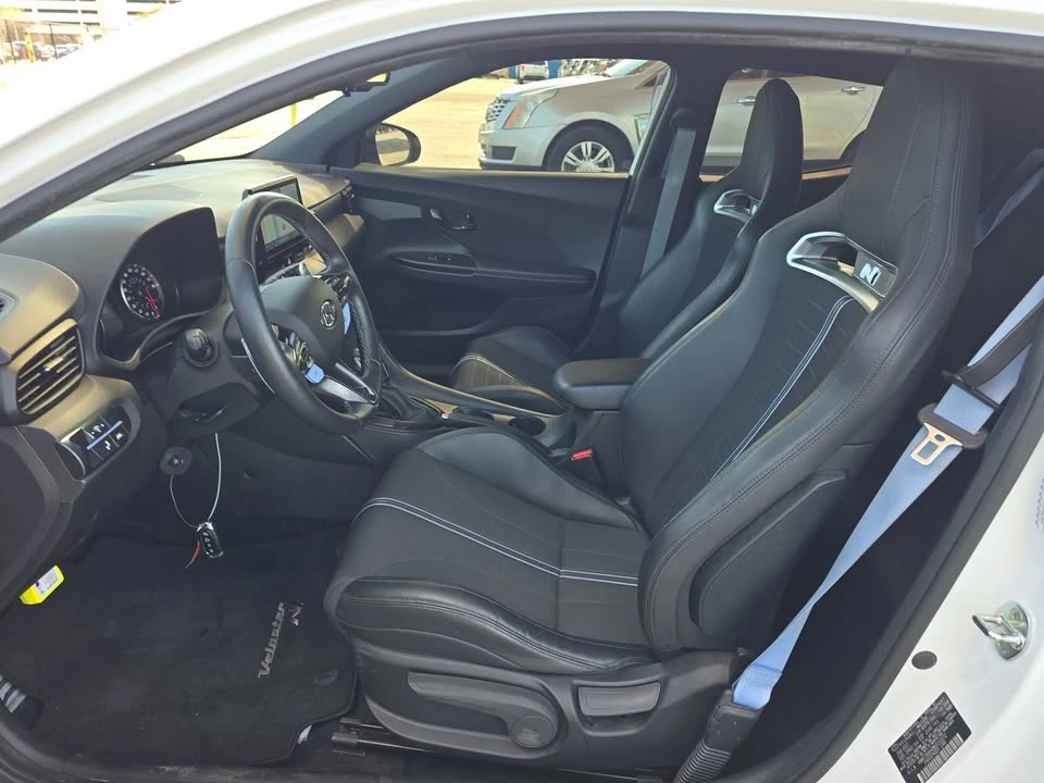 2021 Hyundai Veloster - Image 5 of 10