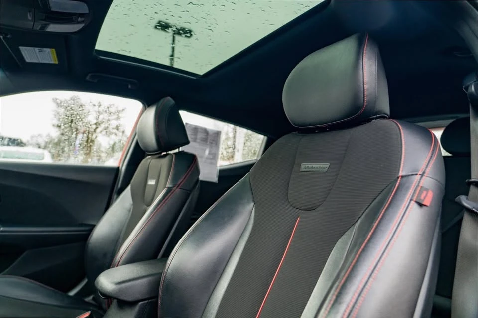 2021 Hyundai Veloster - Image 11 of 15